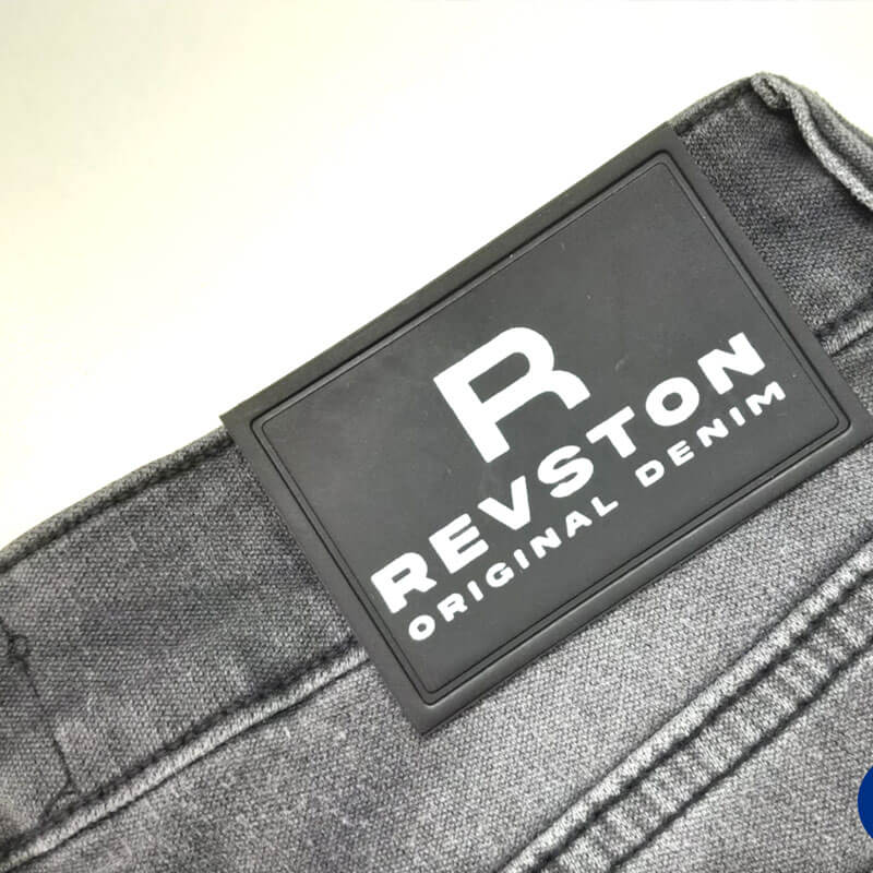 Revston Etiqueta
